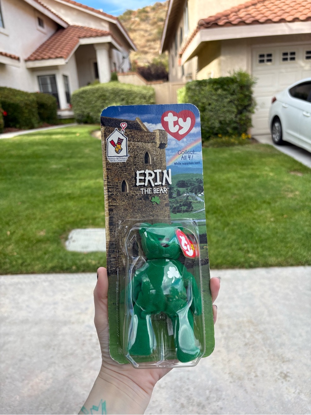 Ty Erin the Bear Green Plush Beanie with White Shamrock